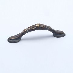 Baroque 3 Inch Center to Center Antique Latte Glaze Cabinet Pull Baroque 3 Inch Center to Center Antique Latte Glaze Cabinet Pull