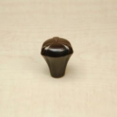 Luna 1-1/8 Inch Diameter Regent English Cabinet Knob Luna 1-1/8 Inch Diameter Regent English Cabinet Knob