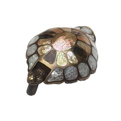 Art Designs 1-3/4 Inch Diameter Mother Of Pearl/Estate Dover Cabinet Pull Art Designs 1-3/4 Inch Diameter Mother Of Pearl/Estate Dover Cabinet Pull