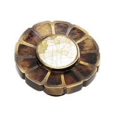 Heirloom Treasures 1-1/2 Inch Diameter Estate Dover/Penshell/Mother of Pearl Cabinet Knob Heirloom Treasures 1-1/2 Inch Diameter Estate Dover/Penshell/Mother of Pearl Cabinet Knob