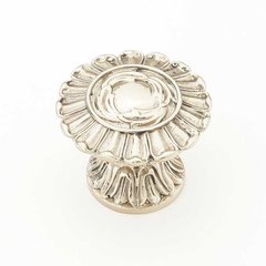 Swans 1-1/4 Inch Diameter White Brass Cabinet Knob Swans 1-1/4 Inch Diameter White Brass Cabinet Knob