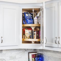 20 Inch Round Banded Lazy Susan Set (3 shelves) with Twist and Lock Pole 20 Inch Round Banded Lazy Susan Set (3 shelves) with Twist and Lock Pole