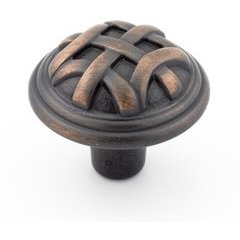 Traditional 1-1/4 Inch Diameter Knobs with Oil-Rubbed Bronze Finish Traditional 1-1/4 Inch Diameter Knobs with Oil-Rubbed Bronze Finish